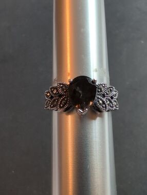 Sterling Silver Marcasite And Smoky Quartz Size 8 Ring